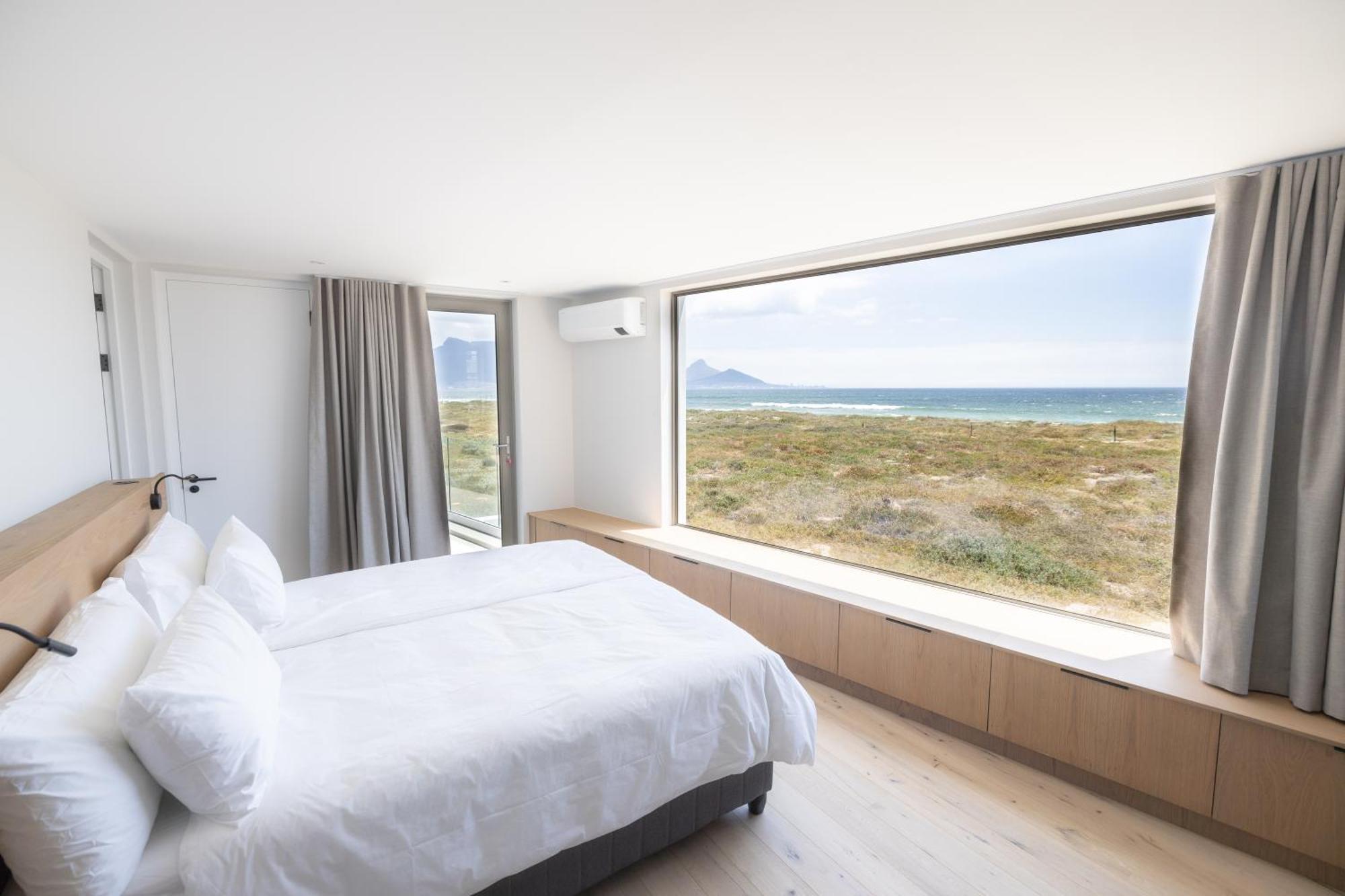 Ocean 9 - Sunset Beachfront Residency Cape Town Exterior photo