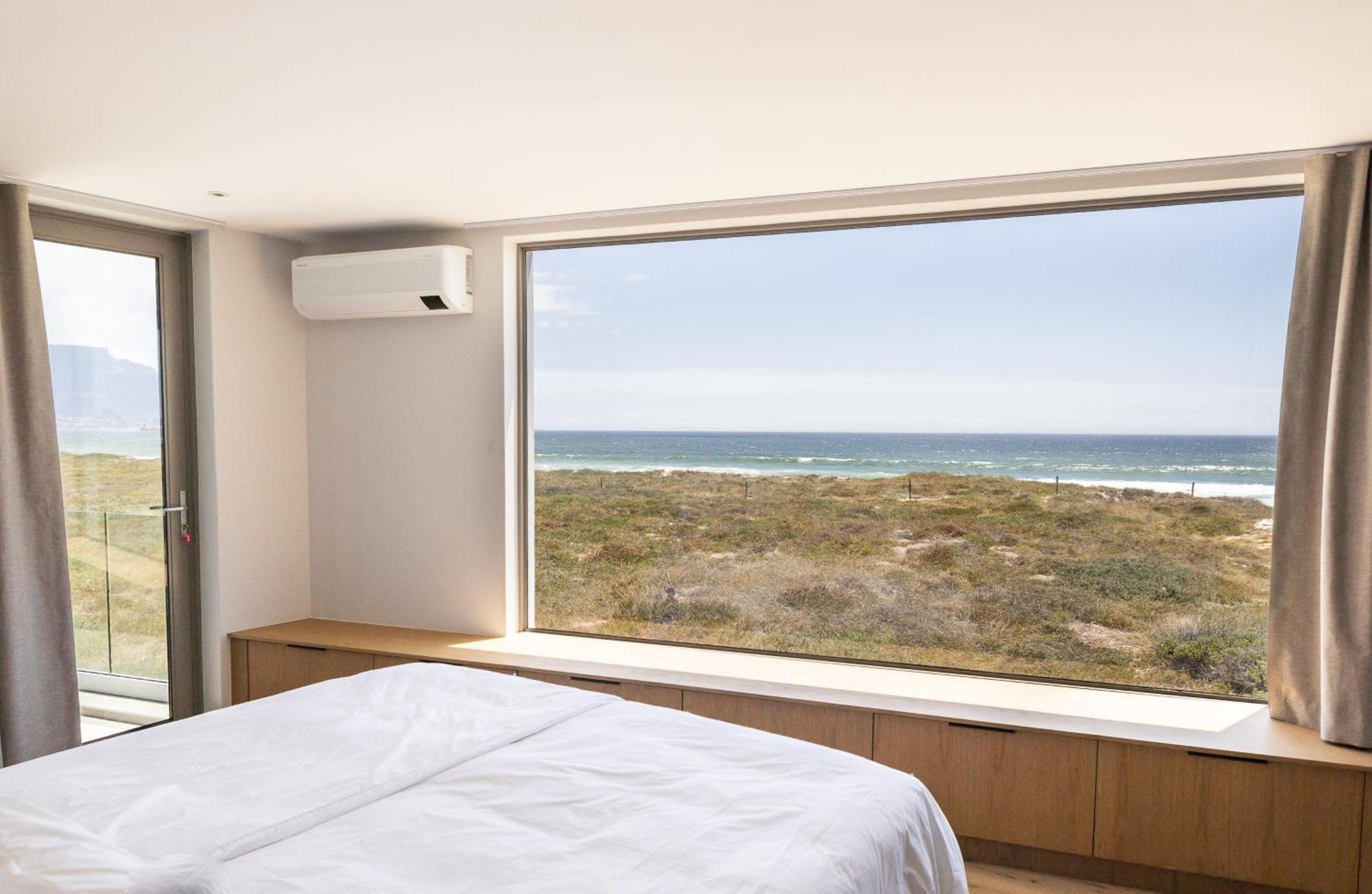 Ocean 9 - Sunset Beachfront Residency Cape Town Exterior photo