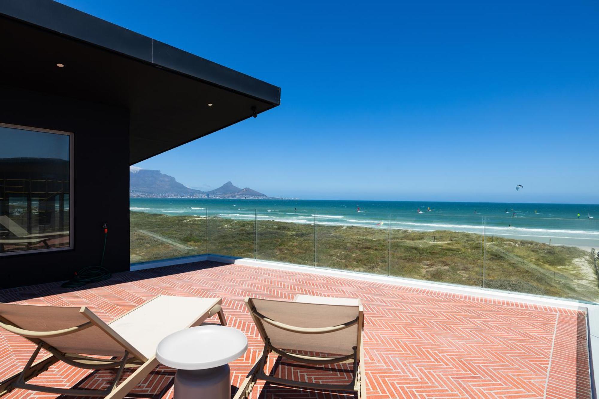 Ocean 9 - Sunset Beachfront Residency Cape Town Exterior photo