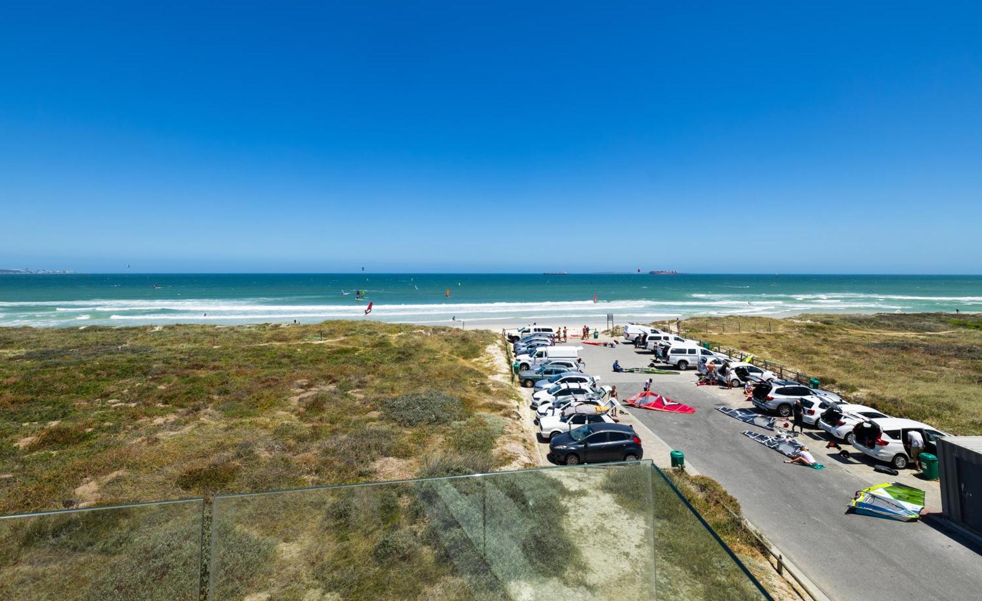 Ocean 9 - Sunset Beachfront Residency Cape Town Exterior photo